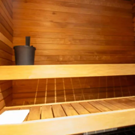 아파트 Convenient For 4 With Sauna 포르보